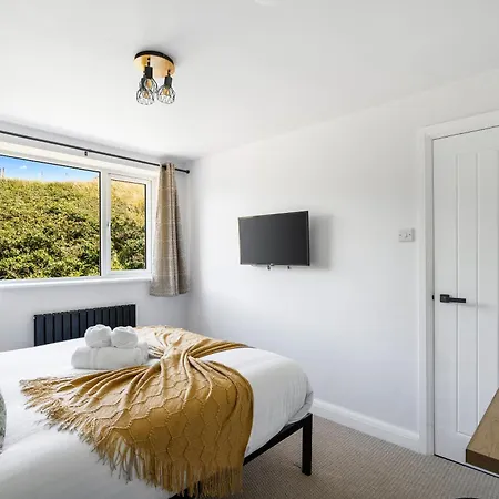 Cliff Rise Villa Seaford Room photo